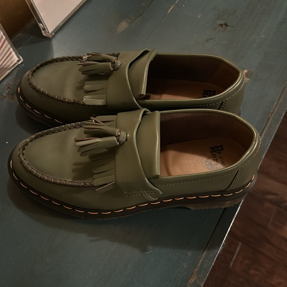 Dr Martens loafers worn once - Picture 2 of 4